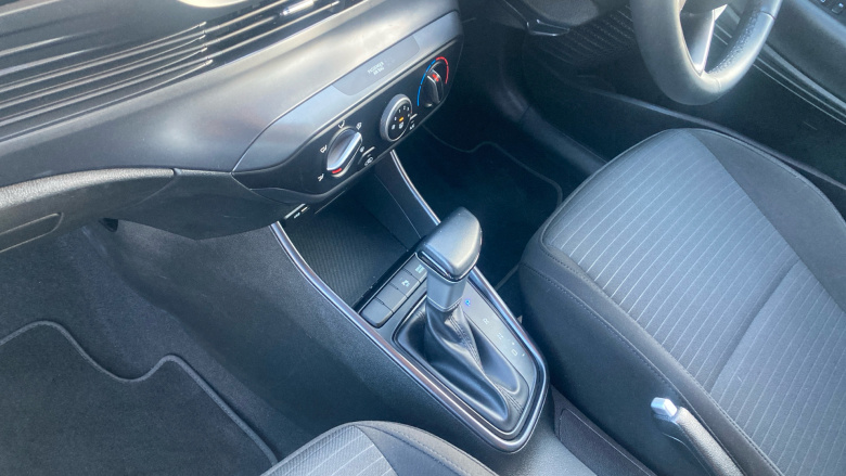 Hyundai i20 1.0T GDi 48V MHD SE Connect 5dr DCT Petrol Hatchback